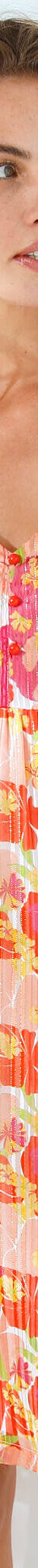 Robe courte imprimée grandes fleurs, voile fils brillants (rouge / violine) Robe courte imprimée grandes fleurs, voile fils brillants (rouge / violine)